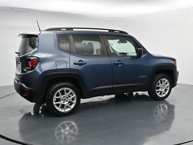 Used 2022 Jeep Renegade Sport w/ Sport Appearance Group AWD/4WD image 10