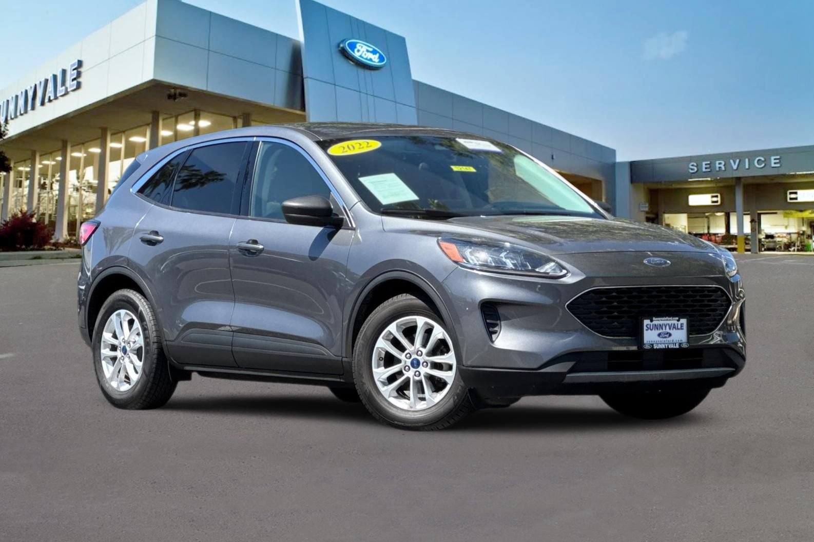Certified 2022 Ford Escape SE FWD image 2