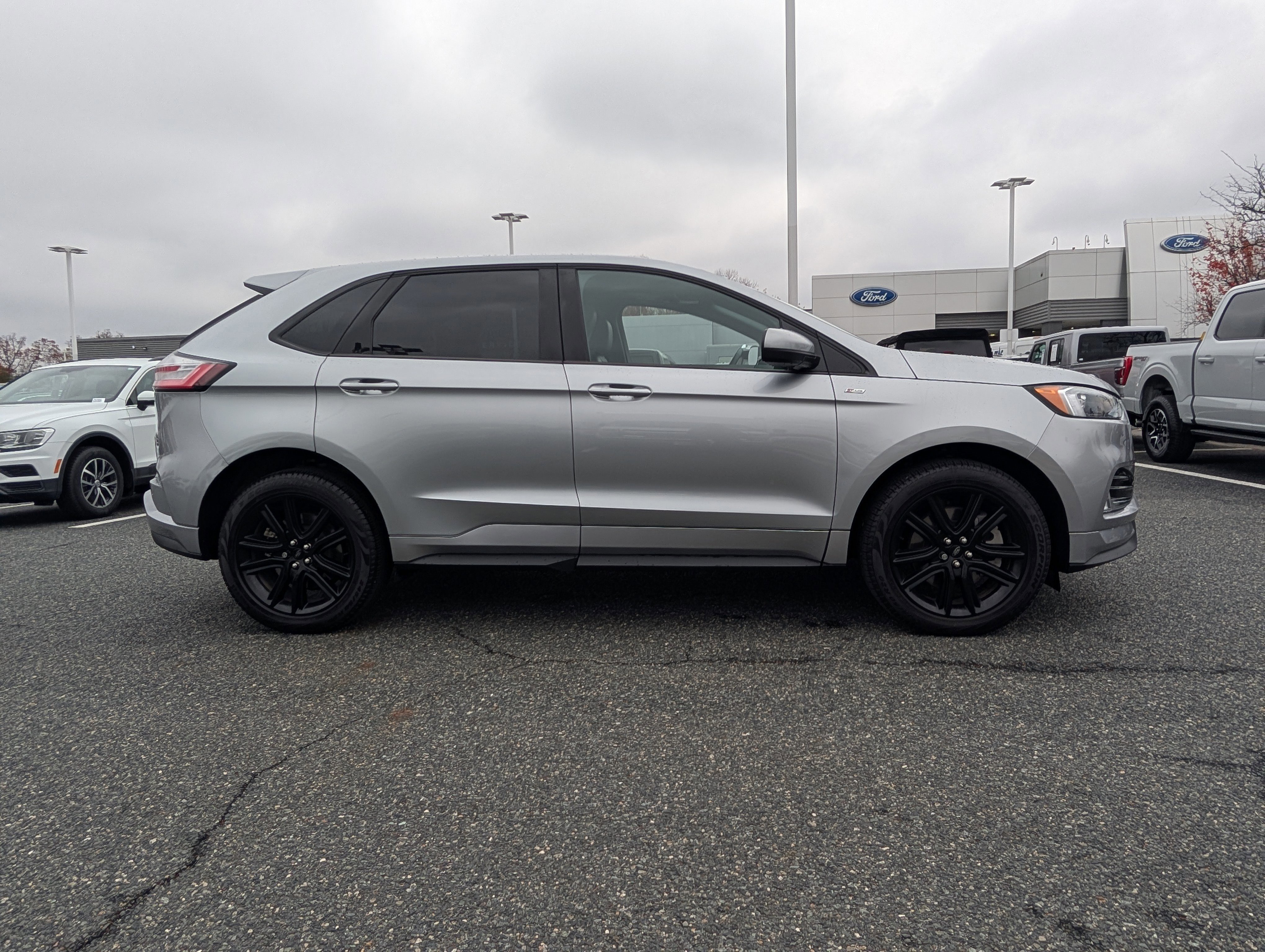 Certified 2024 Ford Edge ST-Line image 6