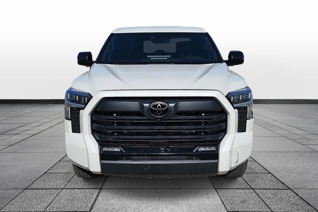 Used 2026 Toyota Tundra Limited AWD/4WD image 2