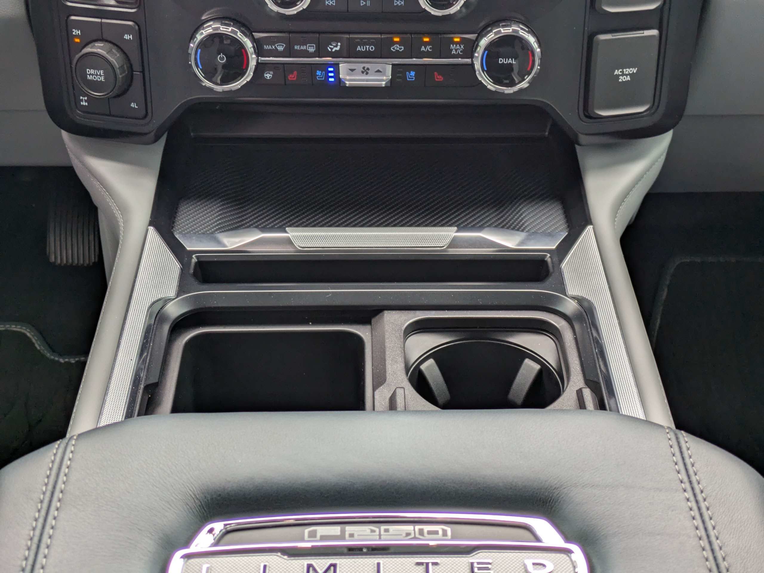 Certified 2024 Ford F250 Limited w/ FX4 Off-Road Package AWD/4WD image 20
