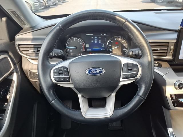 Certified 2022 Ford Explorer XLT w/ Equipment Group 202A AWD/4WD image 12