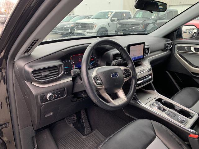 Certified 2023 Ford Explorer XLT w/ Equipment Group 202A image 9