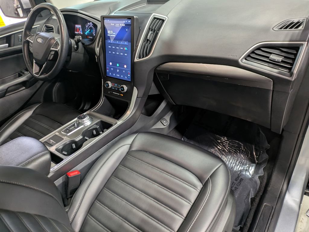 Certified 2024 Ford Edge SEL w/ Convenience Package AWD/4WD image 32
