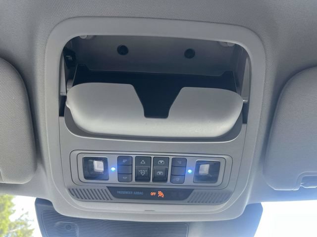Certified 2022 Ford Explorer XLT w/ Equipment Group 202A AWD/4WD image 33
