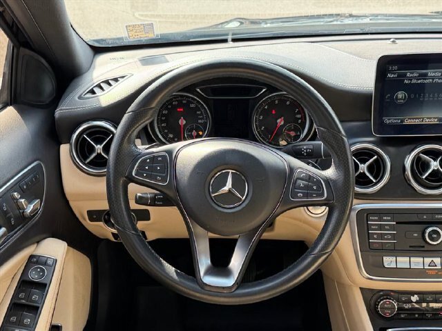 Used 2018 Mercedes-Benz GLA 250 image 15