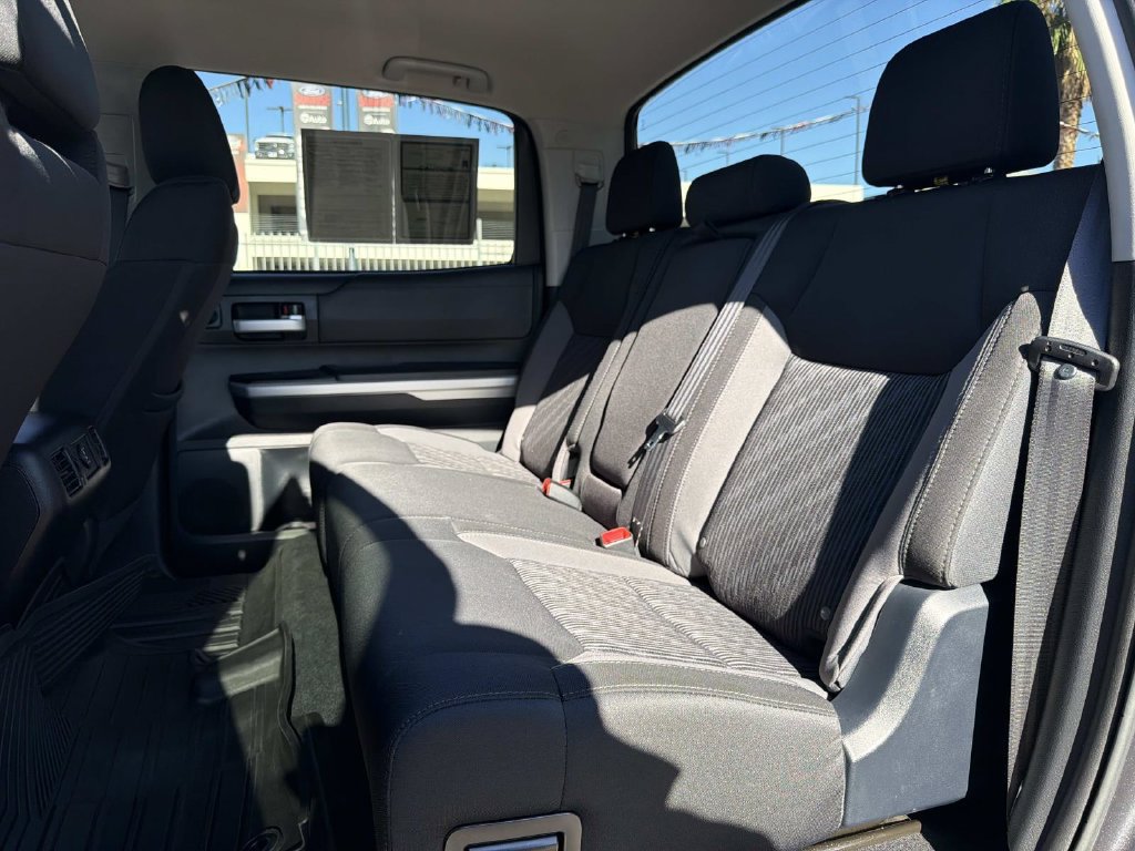 Used 2017 Toyota Tundra SR5 AWD/4WD image 13