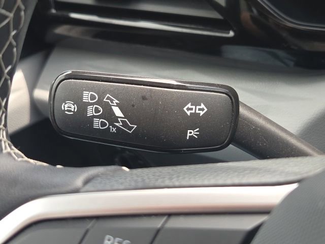 Used 2024 Volkswagen Taos S AWD/4WD image 41
