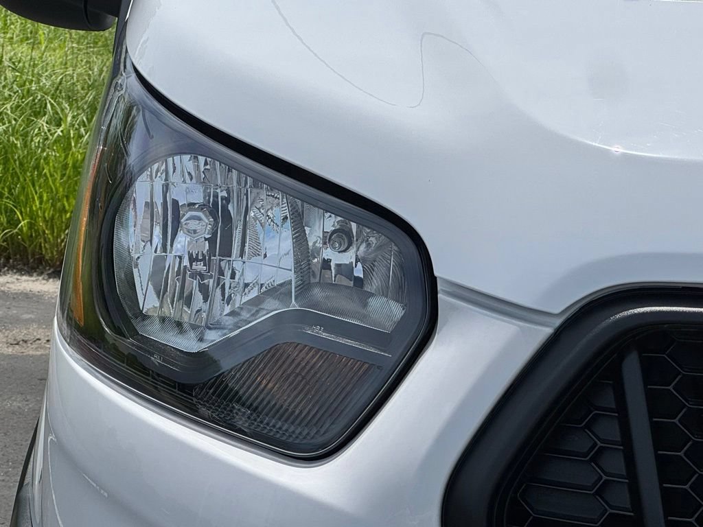 Certified 2024 Ford Transit 350 XL RWD image 4