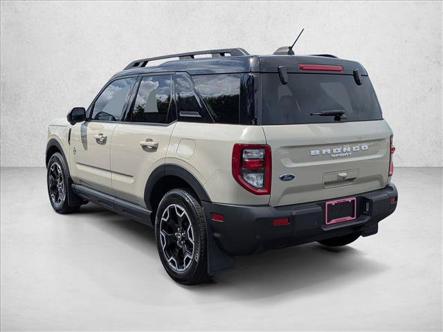 Certified 2025 Ford Bronco Sport Outer Banks w/ Outer Banks Tech Package+ AWD/4WD image 8
