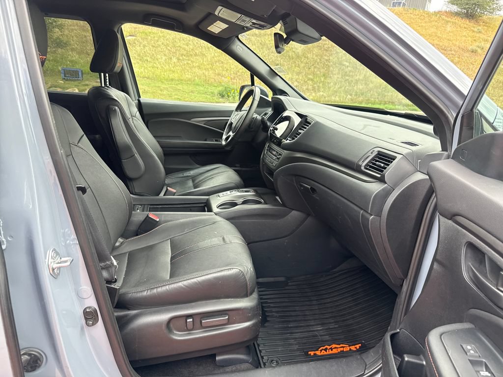 Used 2023 Honda Passport TrailSport image 29