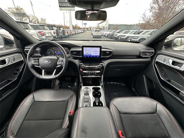 Certified 2022 Ford Explorer ST-Line w/ Class IV Trailer Tow Package image 10