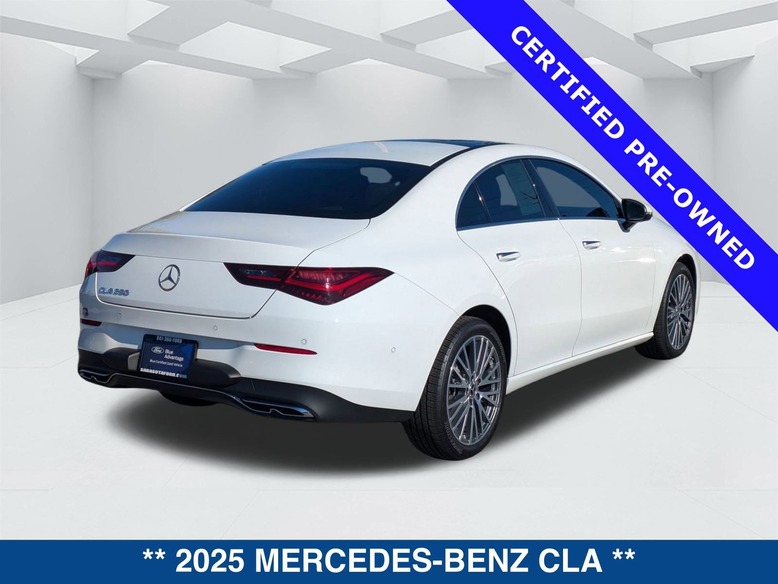 Used 2025 Mercedes-Benz CLA 250 image 4