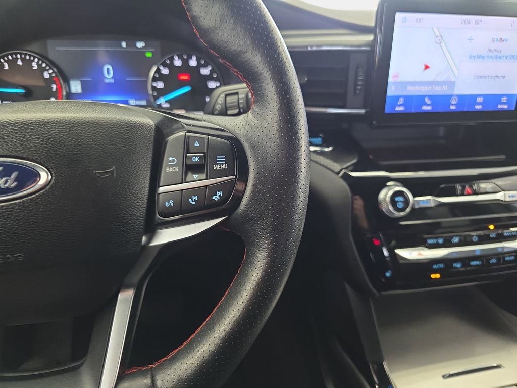 Certified 2023 Ford Explorer ST-Line AWD/4WD image 16