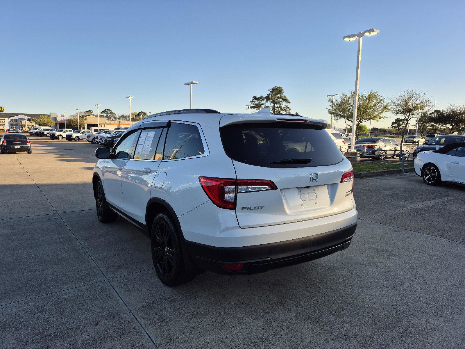 Used 2022 Honda Pilot Special Edition image 3