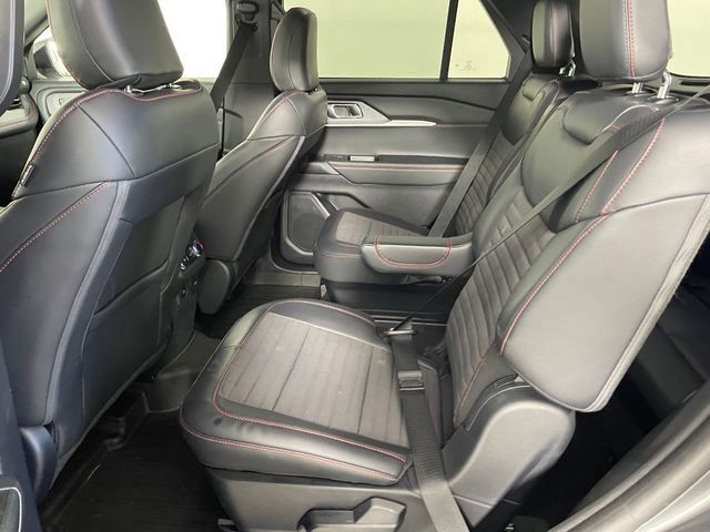 Certified 2025 Ford Explorer ST-Line image 21