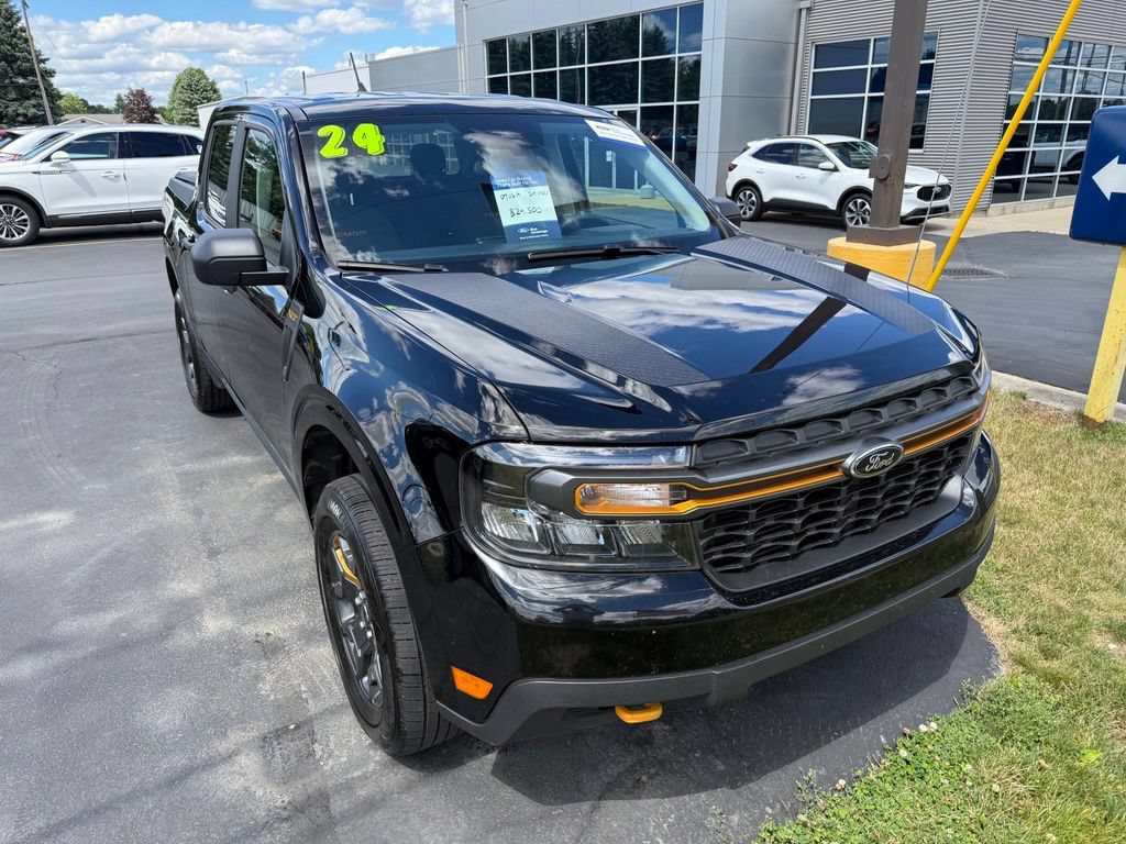 Certified 2024 Ford Maverick Tremor w/ Tremor Off-Road Package AWD/4WD image 3