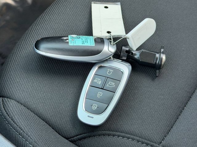 Used 2023 Hyundai Tucson SEL FWD image 39