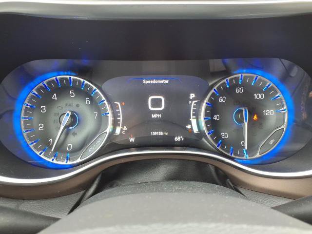 Used 2017 Chrysler Pacifica Touring-L Plus FWD image 22