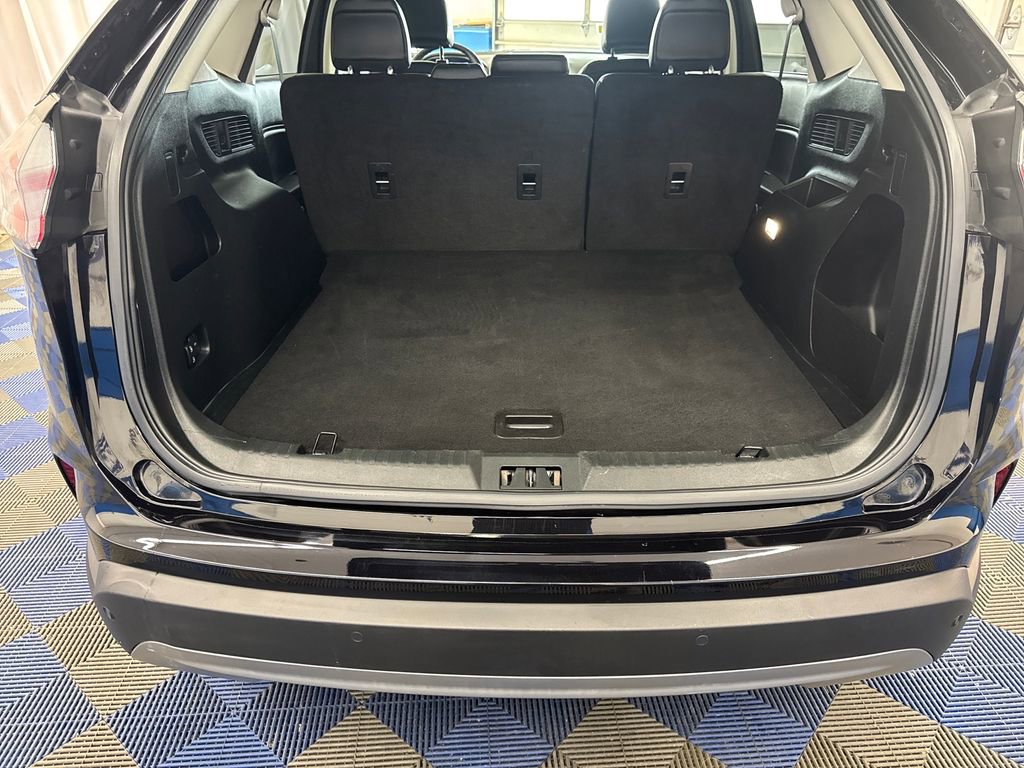 Certified 2022 Ford Edge SEL w/ Convenience Package AWD/4WD image 32