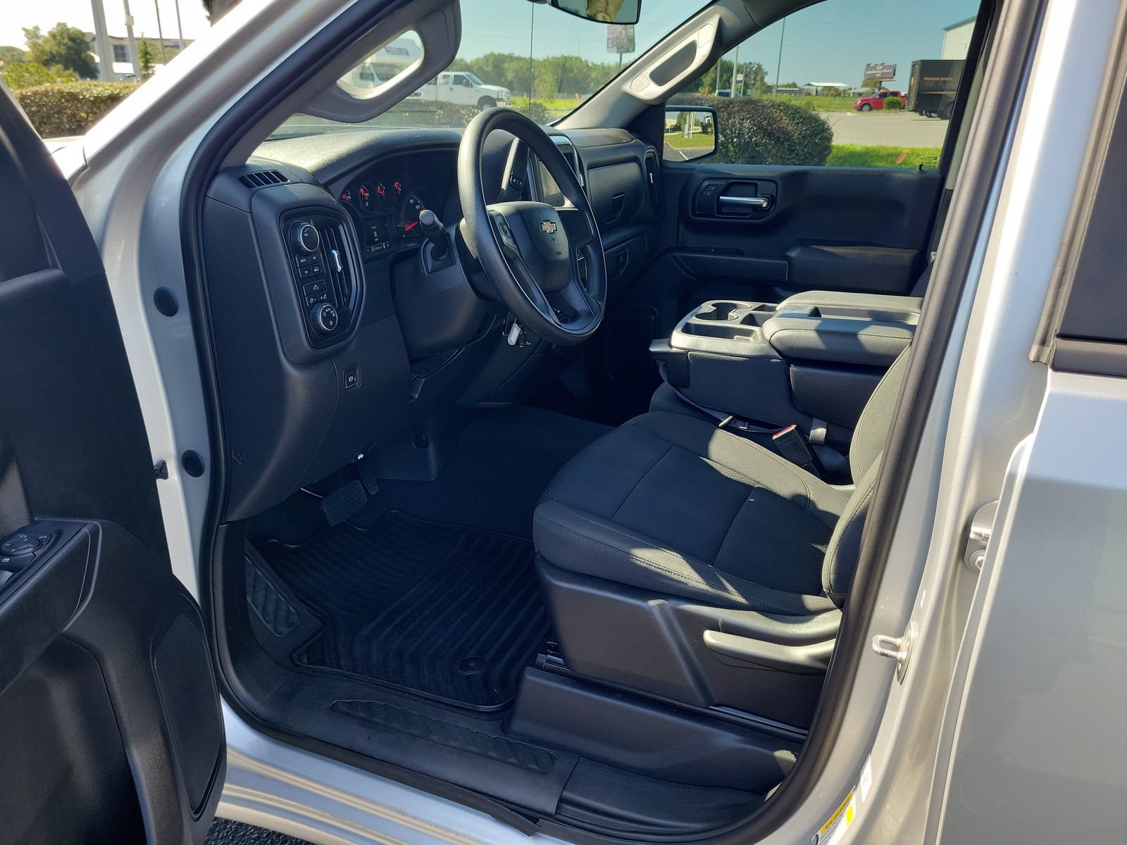 Used 2022 Chevrolet Silverado 1500 Custom AWD/4WD image 13