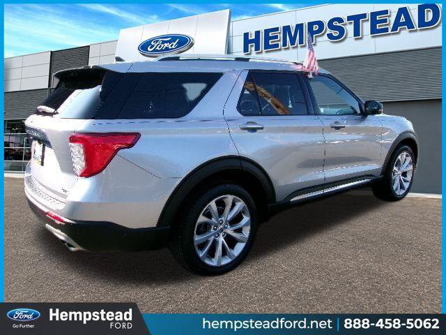 Certified 2022 Ford Explorer Platinum w/ Equipment Group 601A AWD/4WD image 6