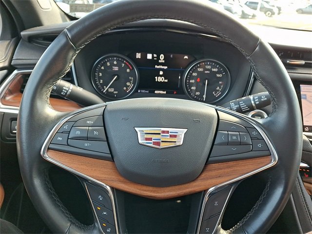 Used 2021 Cadillac XT5 Premium Luxury image 19