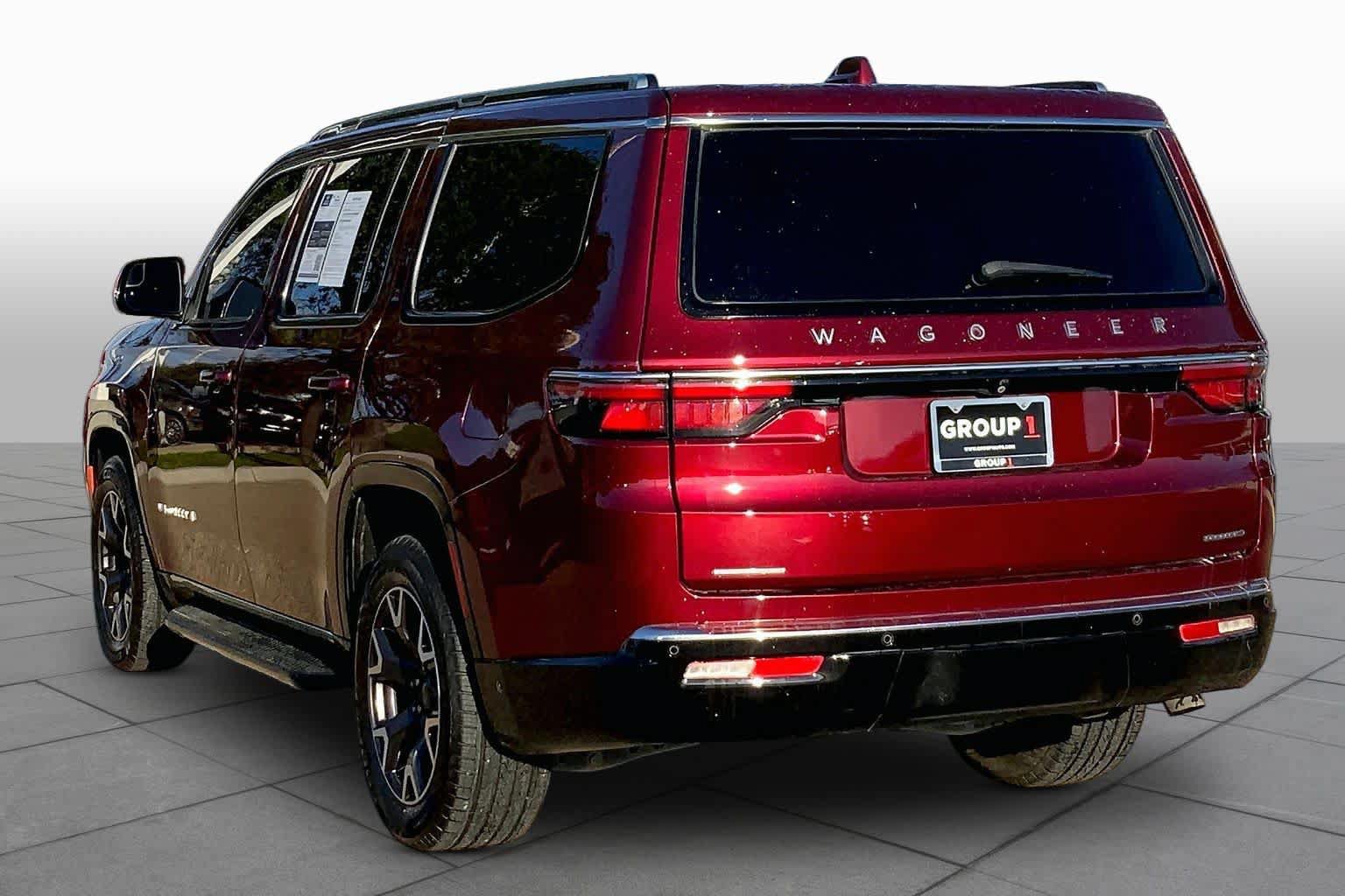 Used 2023 Jeep Wagoneer Series III w/ Convenience Group I AWD/4WD image 12
