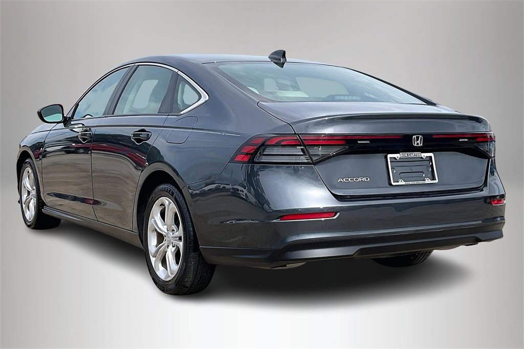 Used 2023 Honda Accord LX image 4