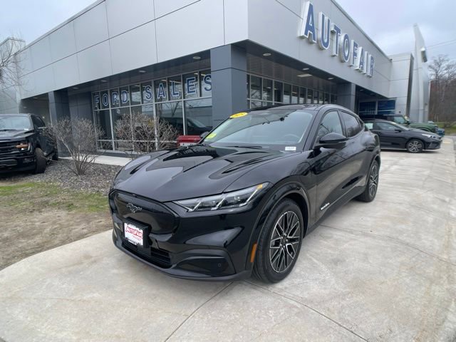 Certified 2025 Ford Mustang Mach-E Premium AWD/4WD image 4
