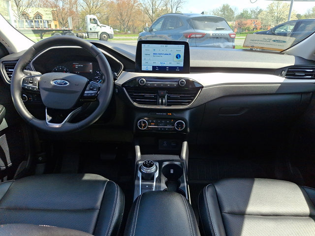 Certified 2022 Ford Escape SEL AWD/4WD image 16
