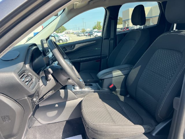Certified 2023 Ford Escape Active AWD/4WD image 33