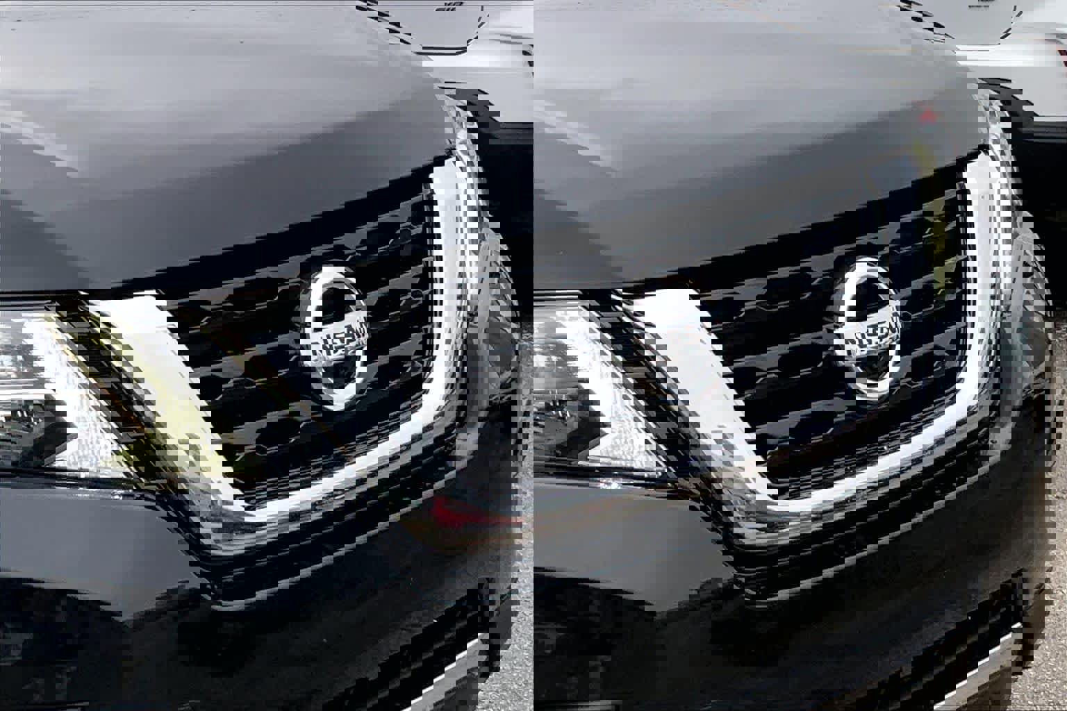 Used 2019 Nissan Pathfinder SL image 26