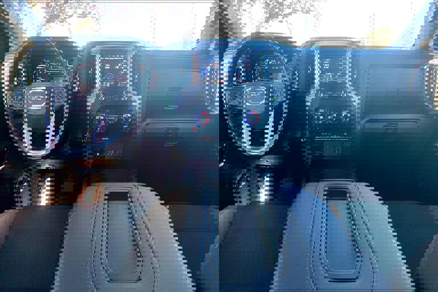 Used 2020 GMC Sierra 1500 Elevation w/ Elevation Value Package image 15