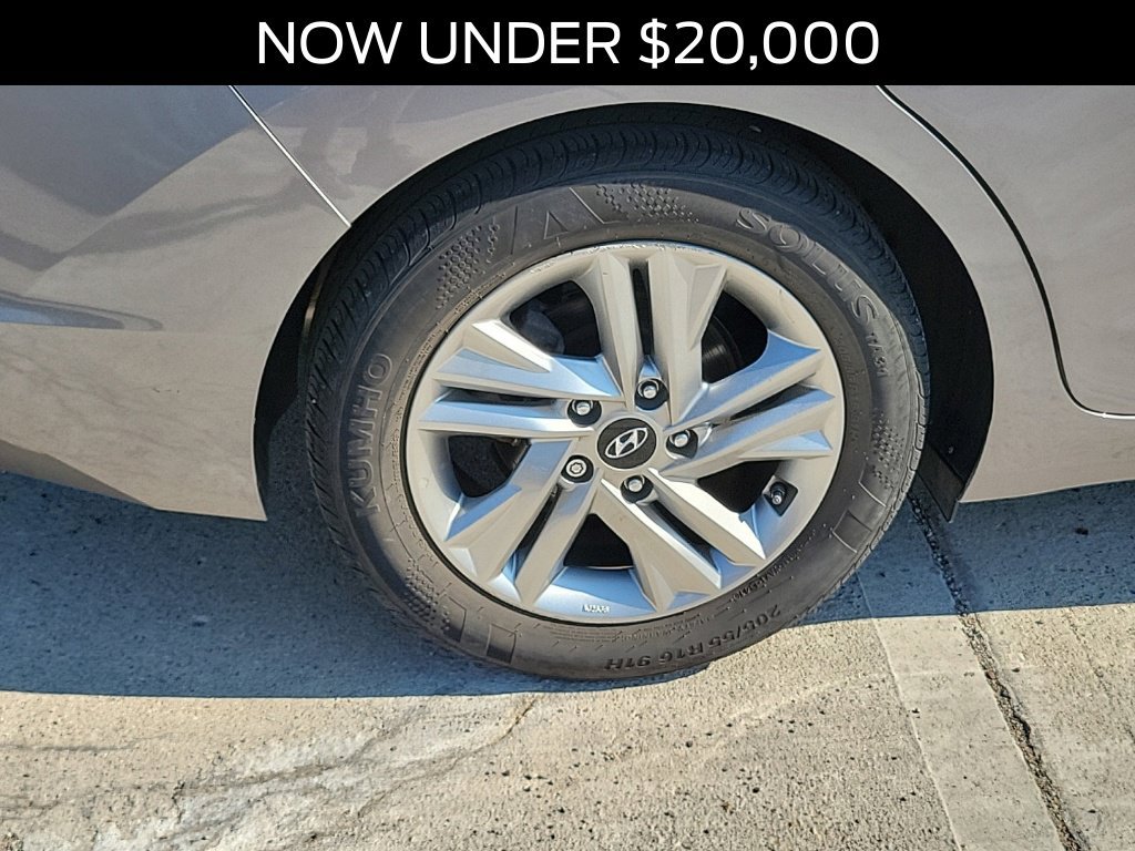 Used 2020 Hyundai Elantra Value Edition FWD image 5