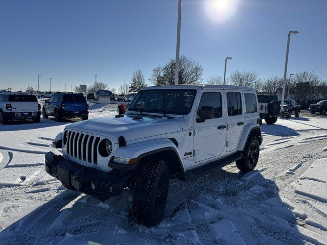 Used 2023 Jeep Wrangler Unlimited Sahara image 3