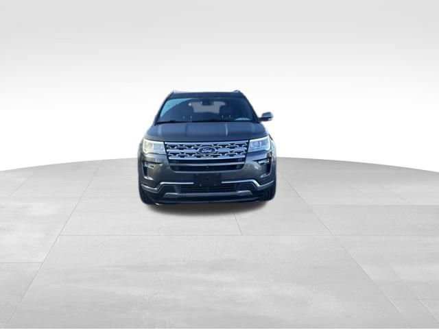 Certified 2019 Ford Explorer Limited w/ Ford Safe & Smart Package image 7