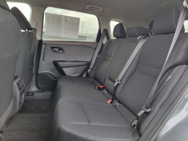 Used 2023 Nissan Rogue S AWD/4WD image 20