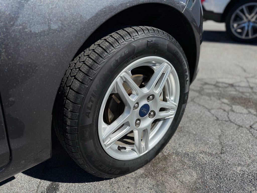 Certified 2019 Ford Fiesta SE image 11