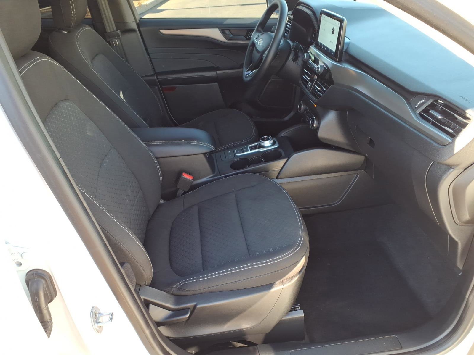 Certified 2023 Ford Escape Active FWD image 11