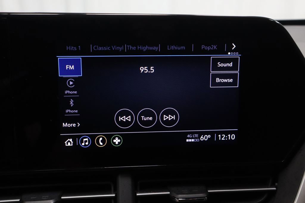 Used 2024 Chevrolet Trax RS w/ Driver Confidence Package image 9