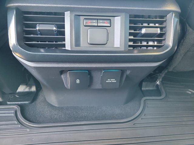 Certified 2023 Ford F150 Raptor w/ Raptor Carbon Fiber Package image 16