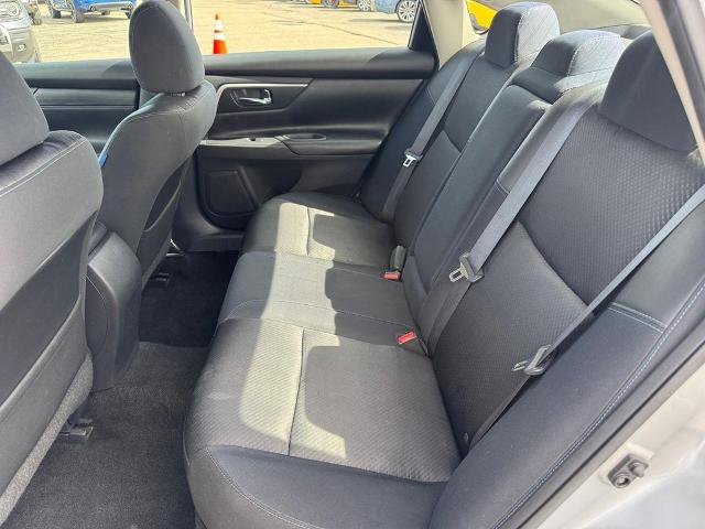 Used 2017 Nissan Altima 3.5 SR FWD image 8
