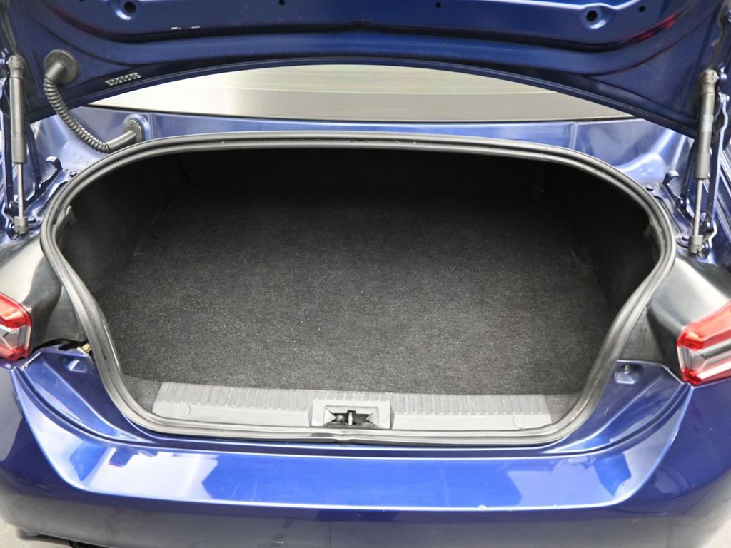 Used 2017 Toyota 86 image 16