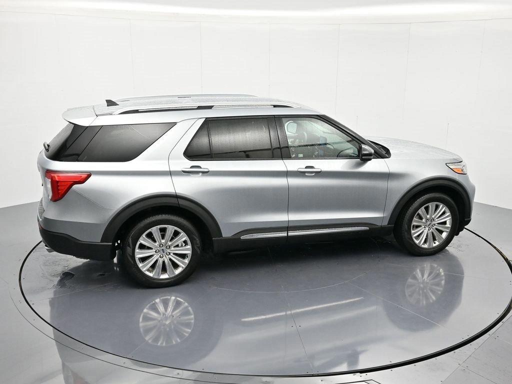 Certified 2022 Ford Explorer Limited w/ Limited Technology Package image 14