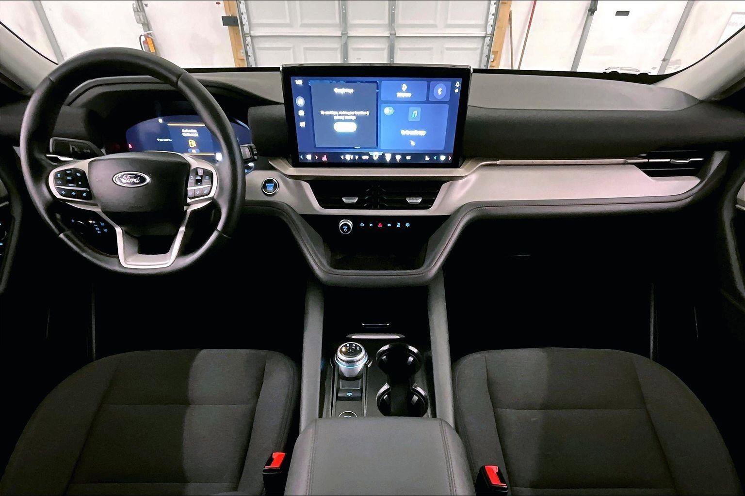 Certified 2025 Ford Explorer Active image 14