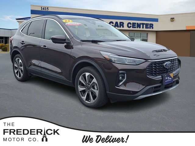 Certified 2023 Ford Escape Platinum w/ Class II Trailer Tow Package