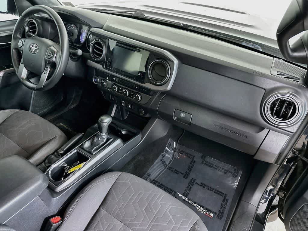 Used 2019 Toyota Tacoma 4x4 Double Cab image 32
