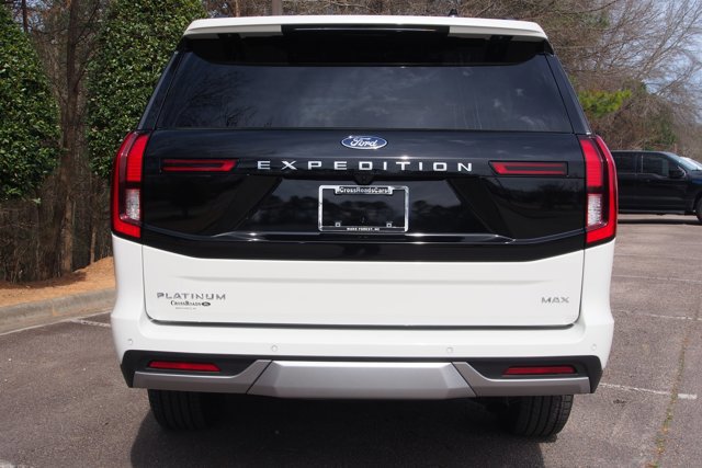 Certified 2025 Ford Expedition Max Platinum w/ Driver's Package image 4