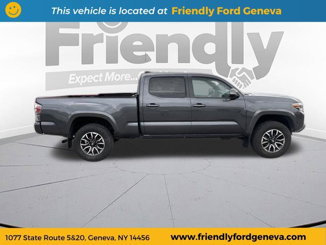 Used 2022 Toyota Tacoma TRD Sport AWD/4WD image 14